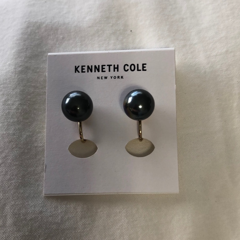 NWT Kenneth Cole Clip On Earrings